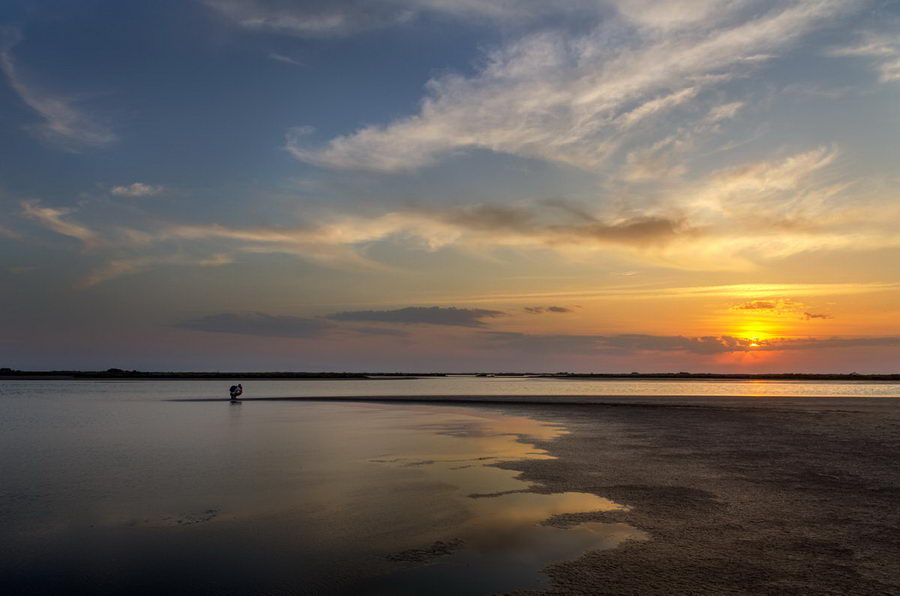 Coucher de soleil sur les lagunes de Camargue